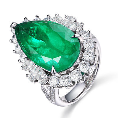 Ajuste de Emerald Stone Engagement Ring Prong de la lágrima